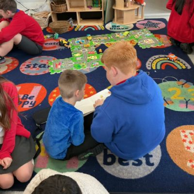 Shared Reading with Year Six 📚✨