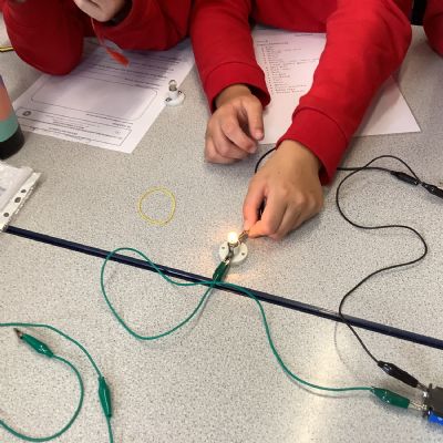 Y4 Electrical Circuits